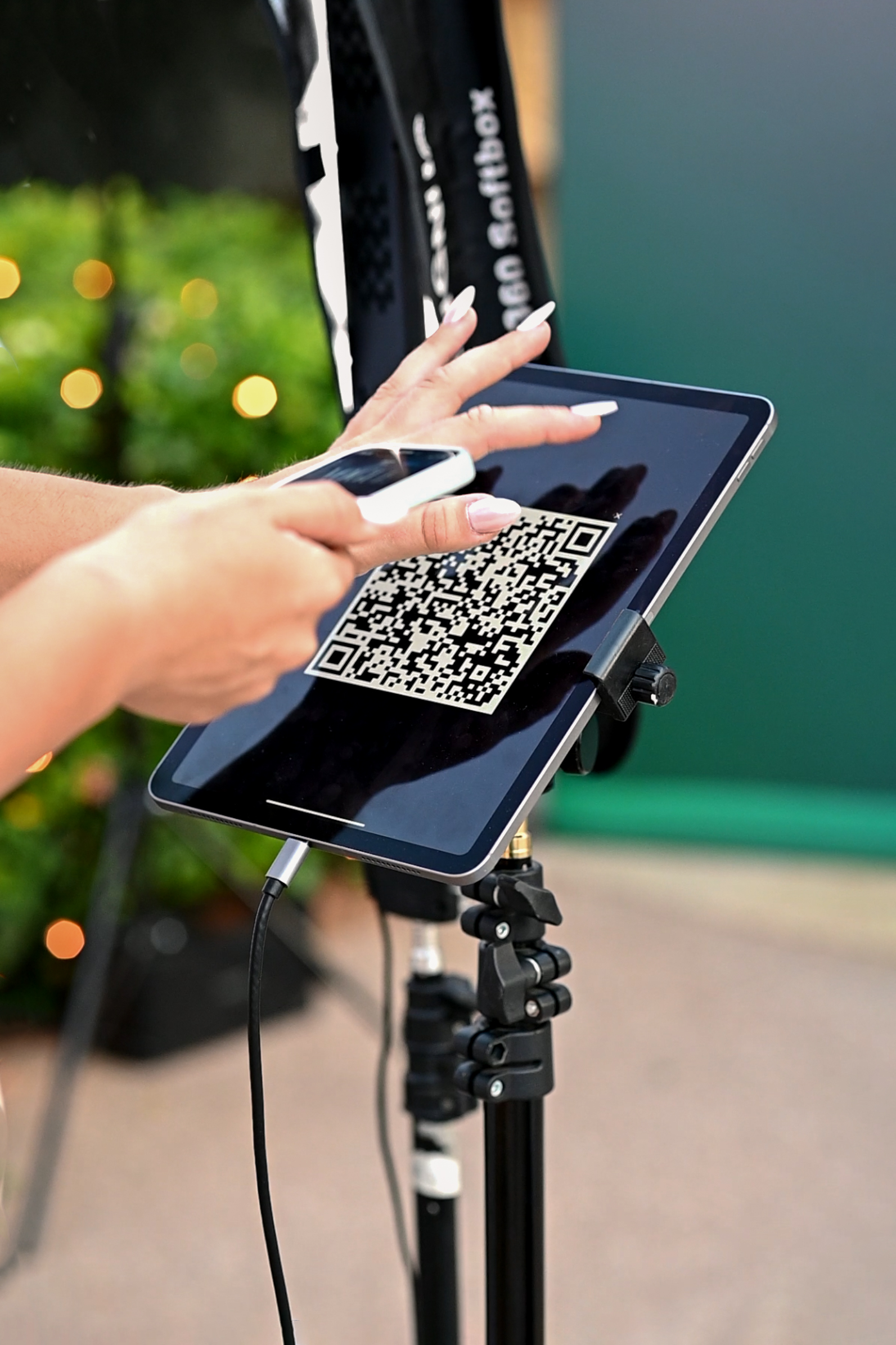 glambot-photobooth-rental-athens-greece (14)